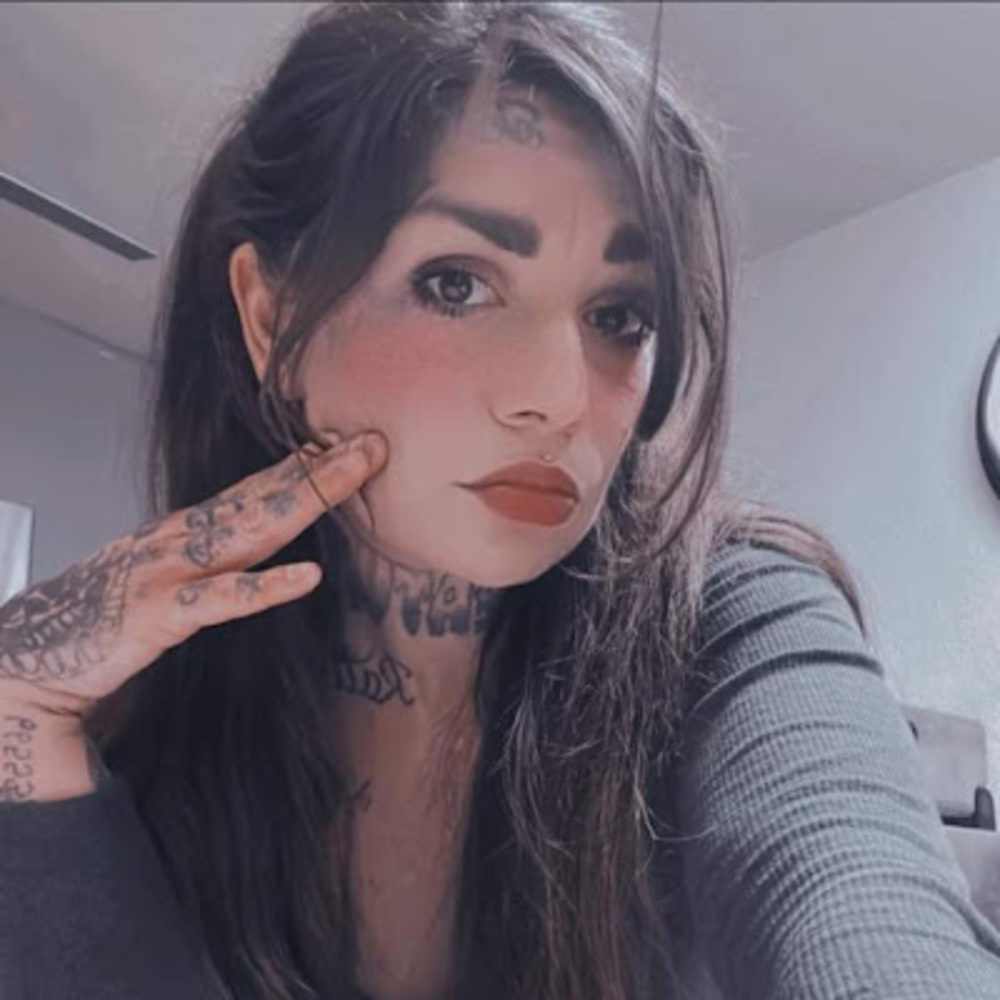 Meet your Posher, Alexandria